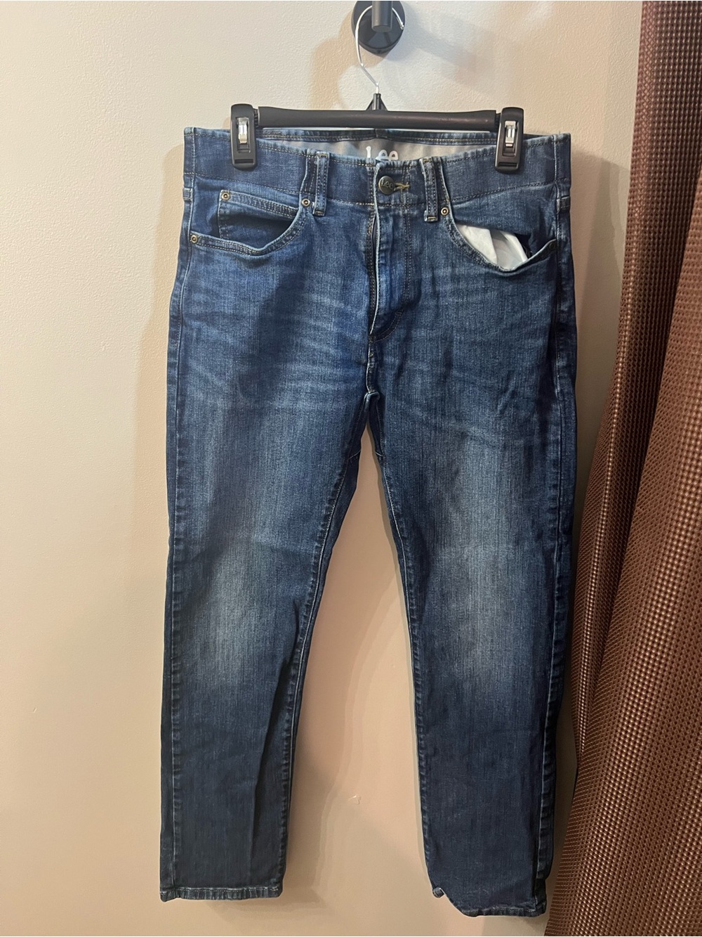 Lee Men's Medium Blue Slim Straight Jeans